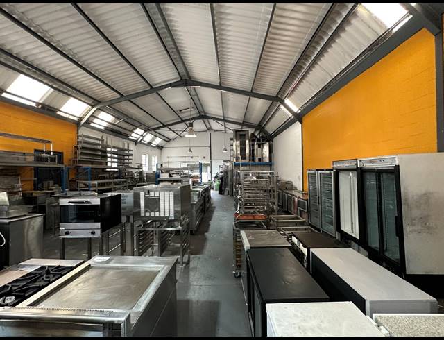 360M² WAREHOUSE TO LET IN WOODSTOCK